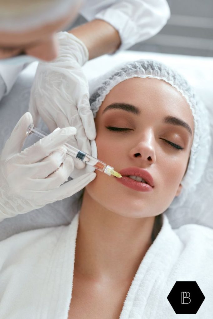 تزریق ژل لب مدل چاکدار