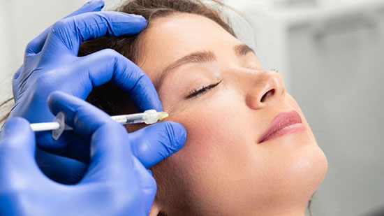 لیفت ابرو مناسب چه کسانی است؟